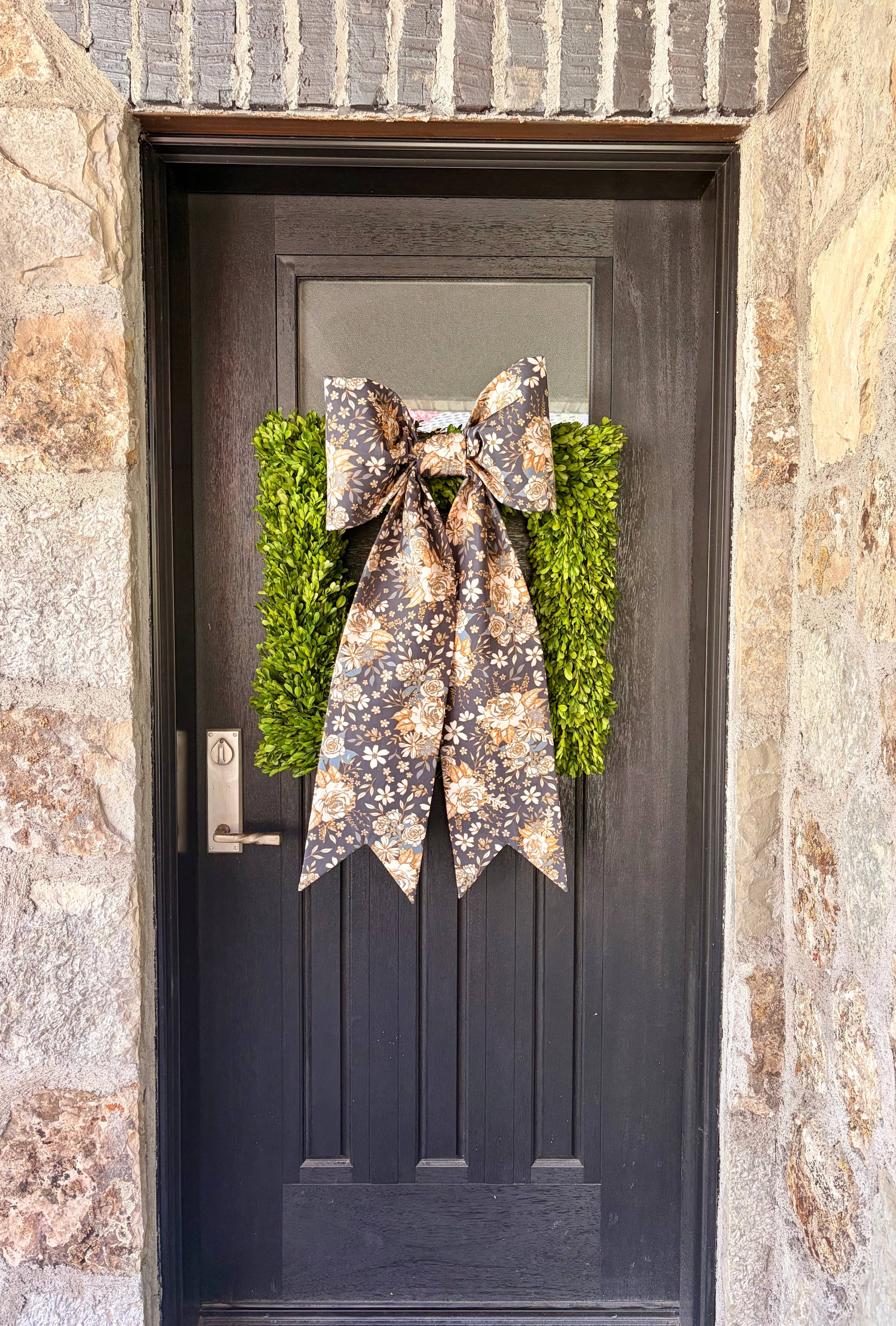 The Bluewood Harvest Bow