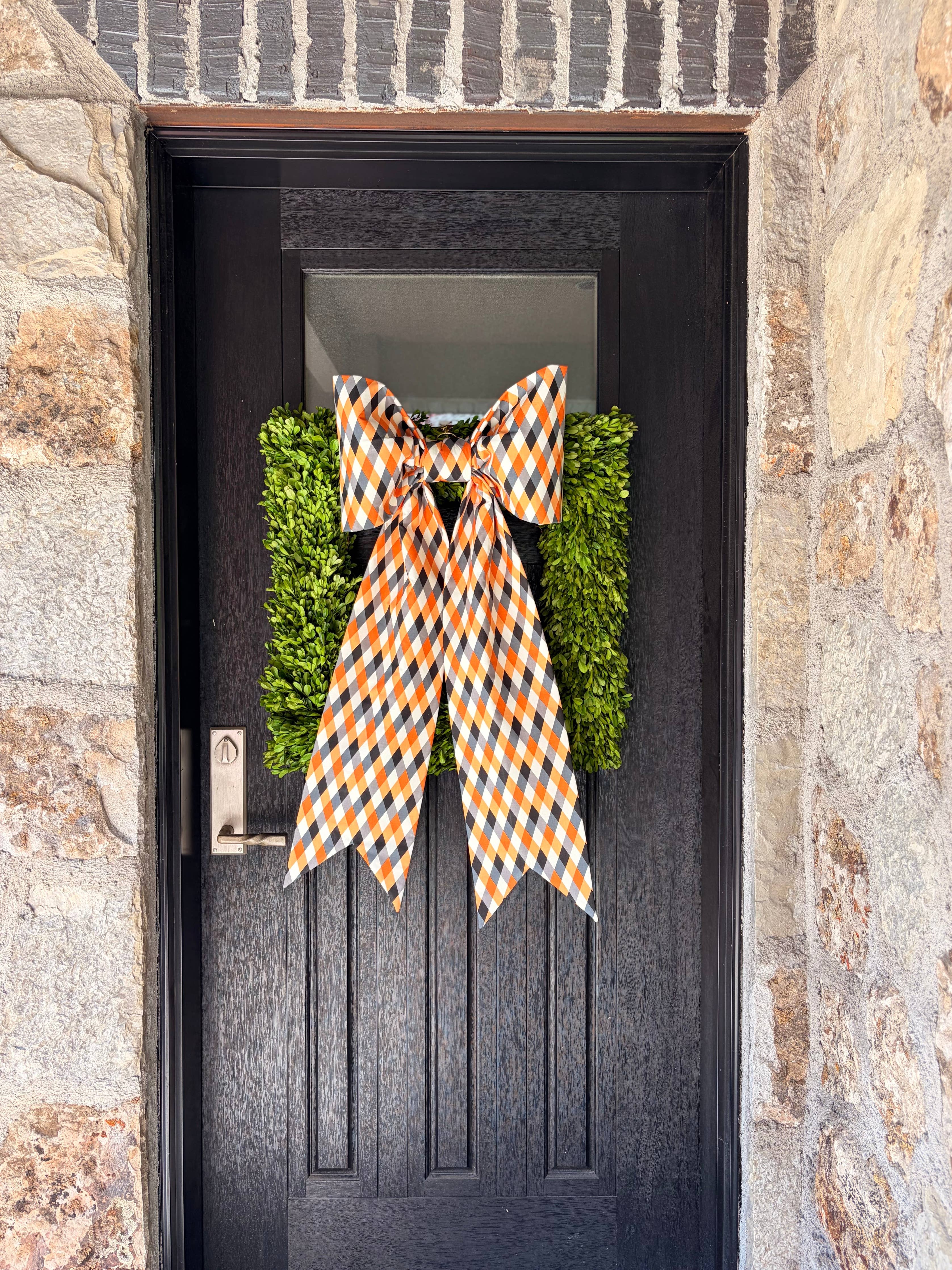 The All Hallows Harlequin Bow