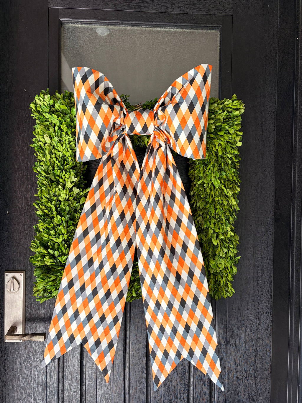 The All Hallows Harlequin Bow