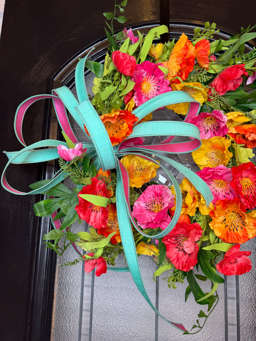 Beach Vacay Bow with Hibiscus Wreath