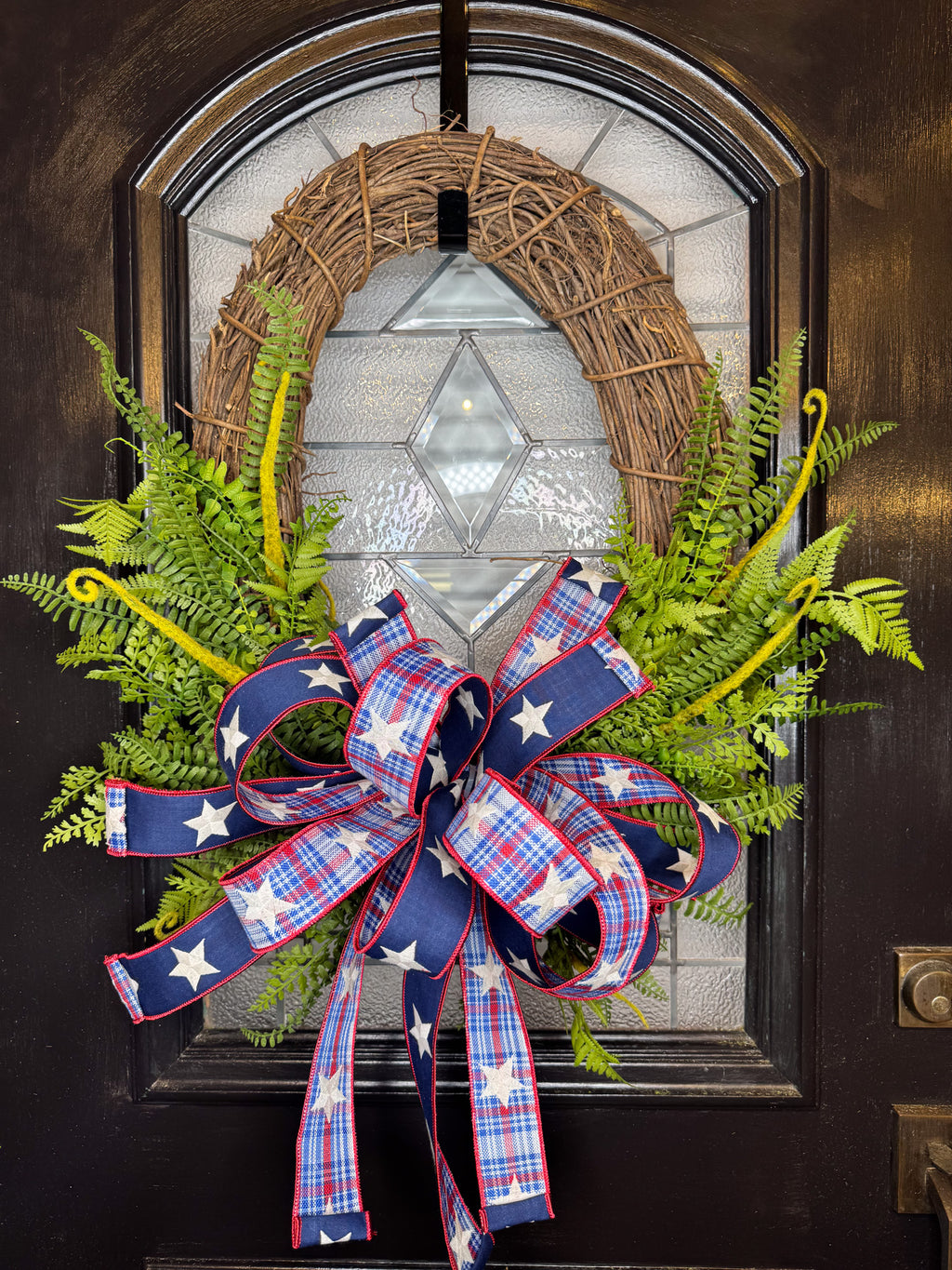 Classically American Bow and Wreath