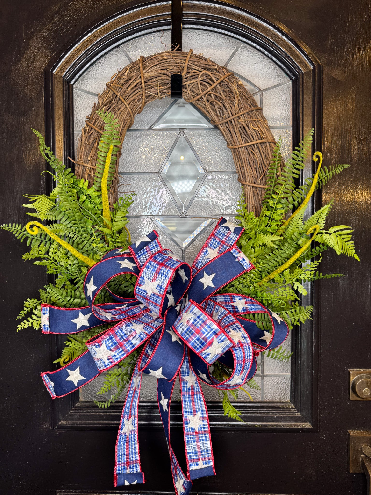 Classically American Bow and Wreath