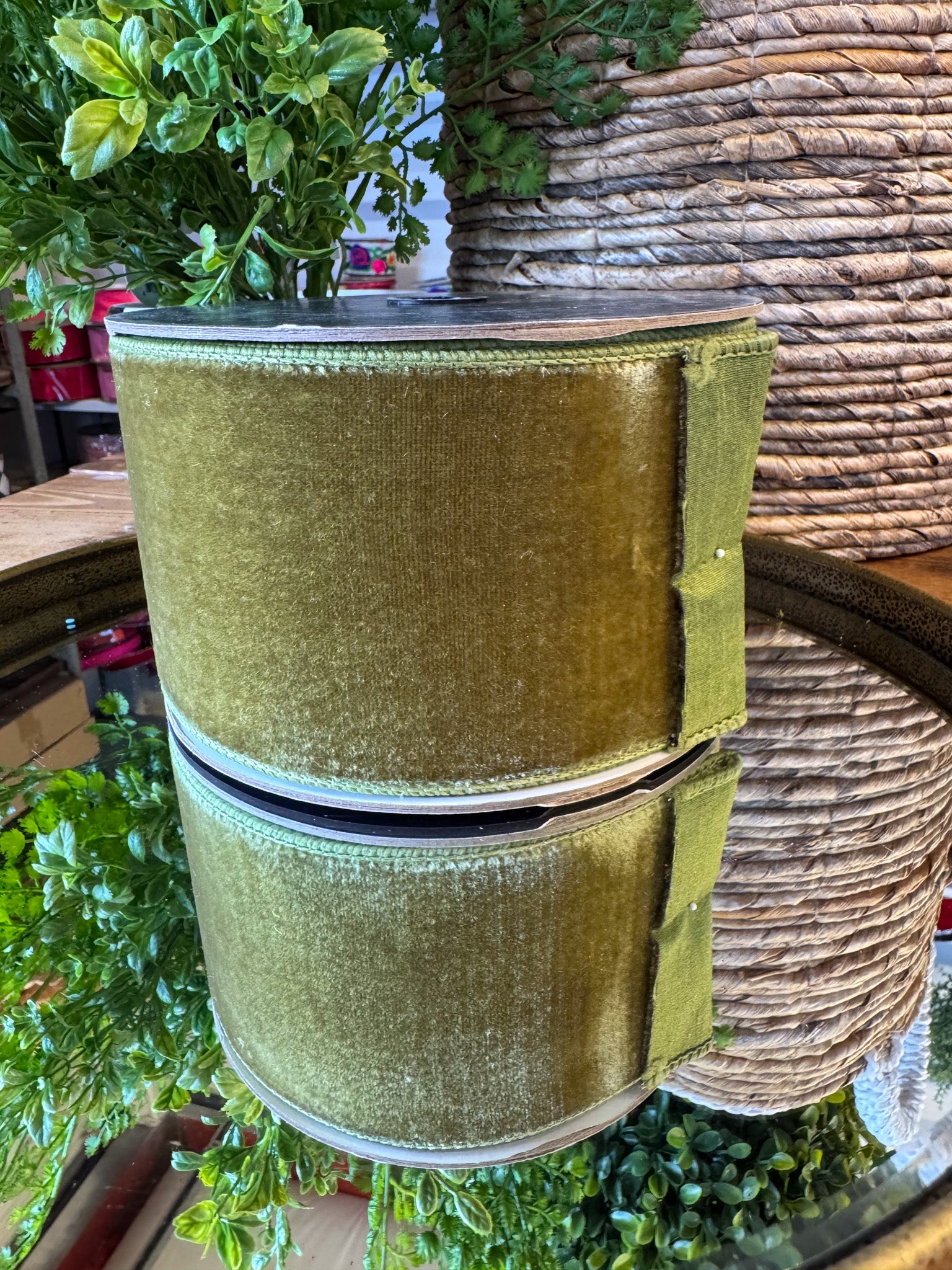 Velvet Ribbon 4"