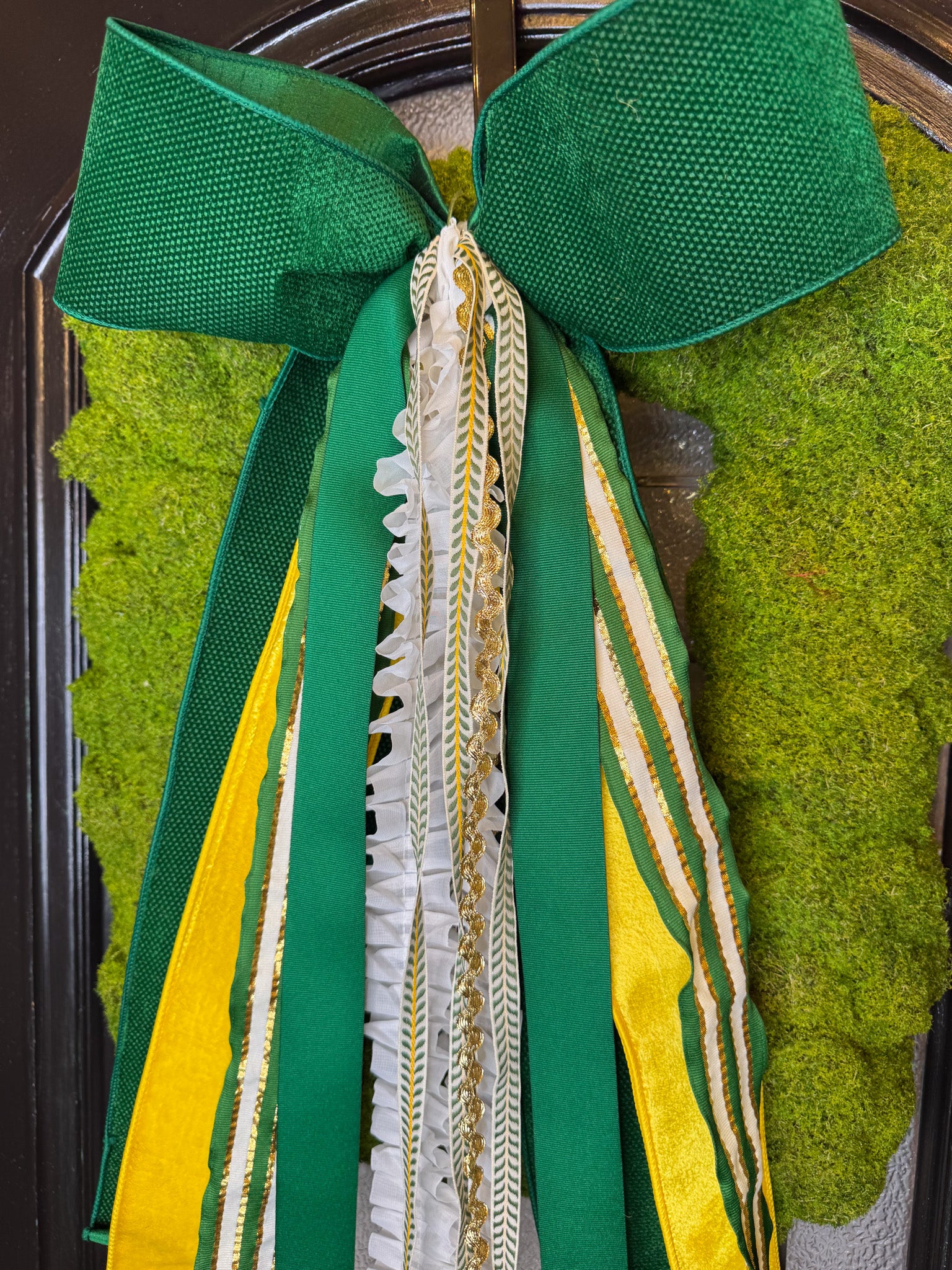 Green & Gold Game Day Long Bow