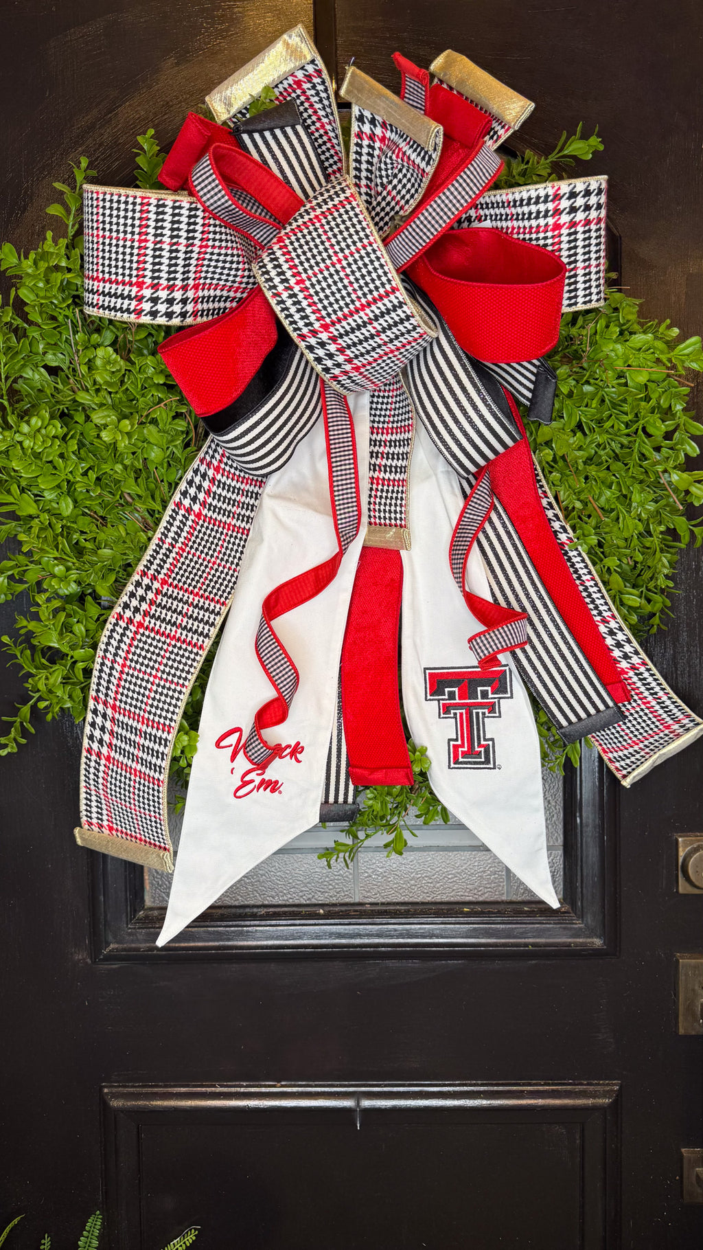 Wreck 'Em Bow
