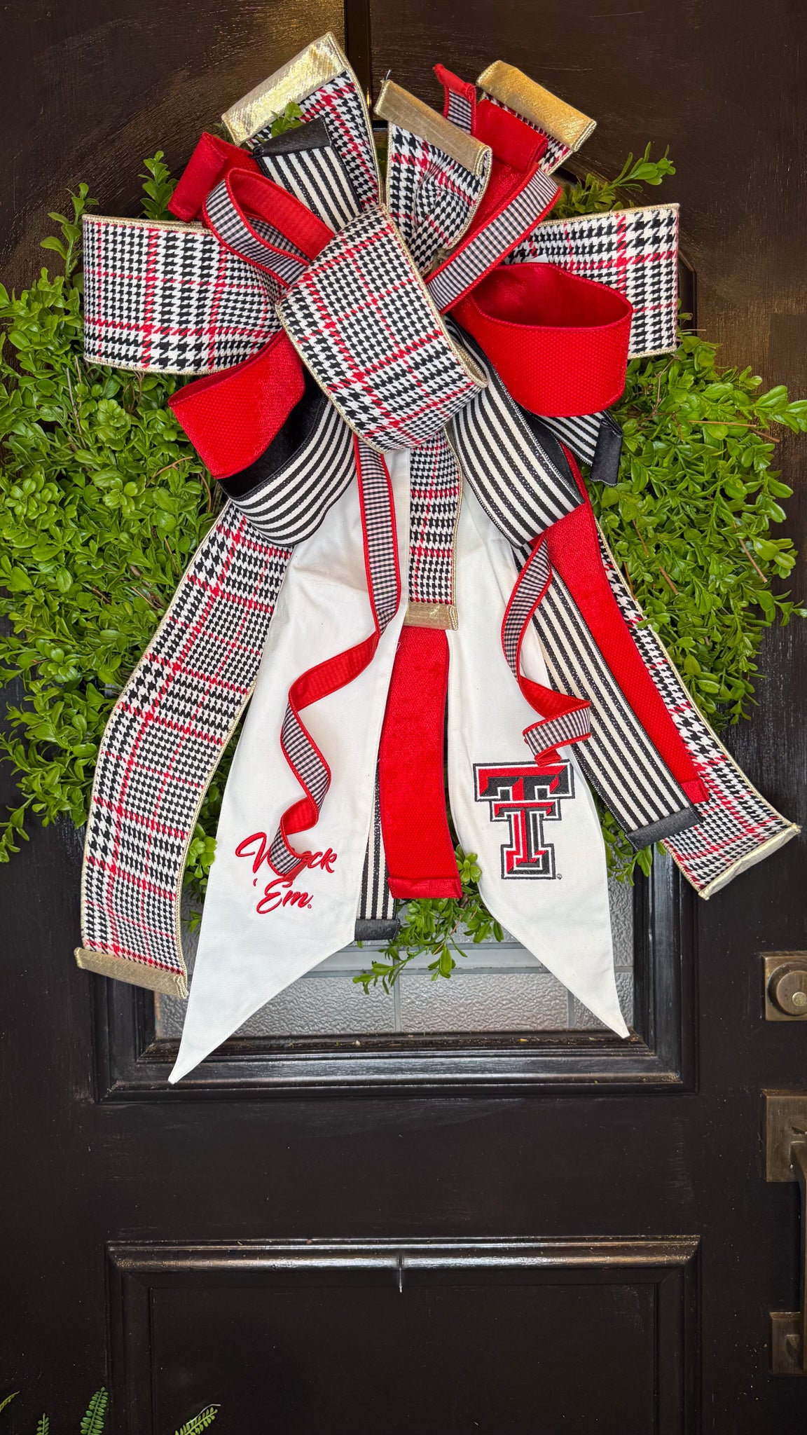 Wreck 'Em Bow